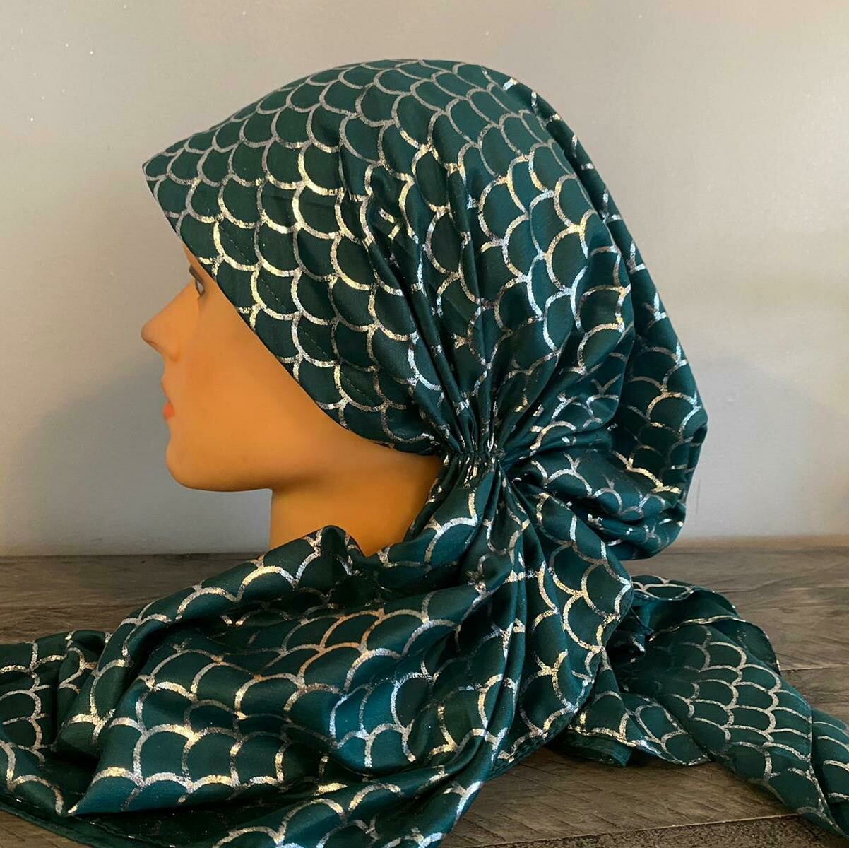 Green - silver scales patterned pretied tichel