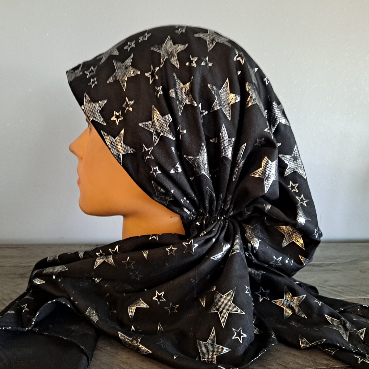 Black - silver stars pretied tichel