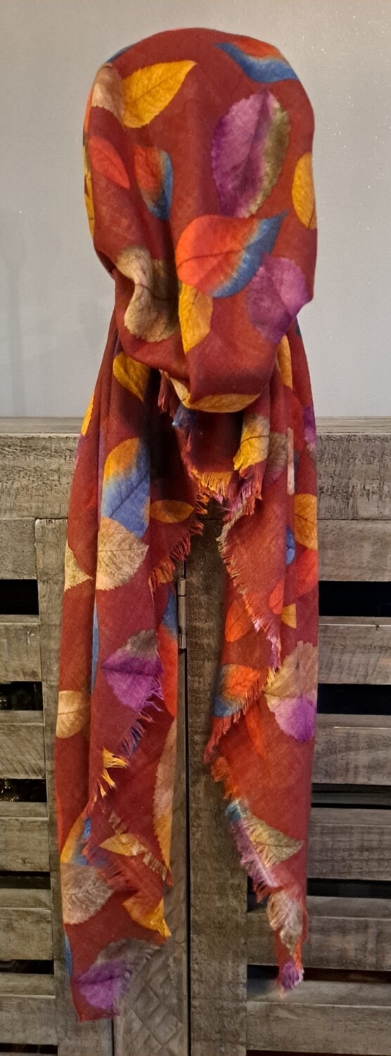 Cranberry - leaves soft fringes pretied tichel