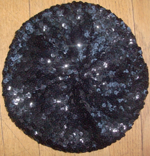 Sequined beret black
