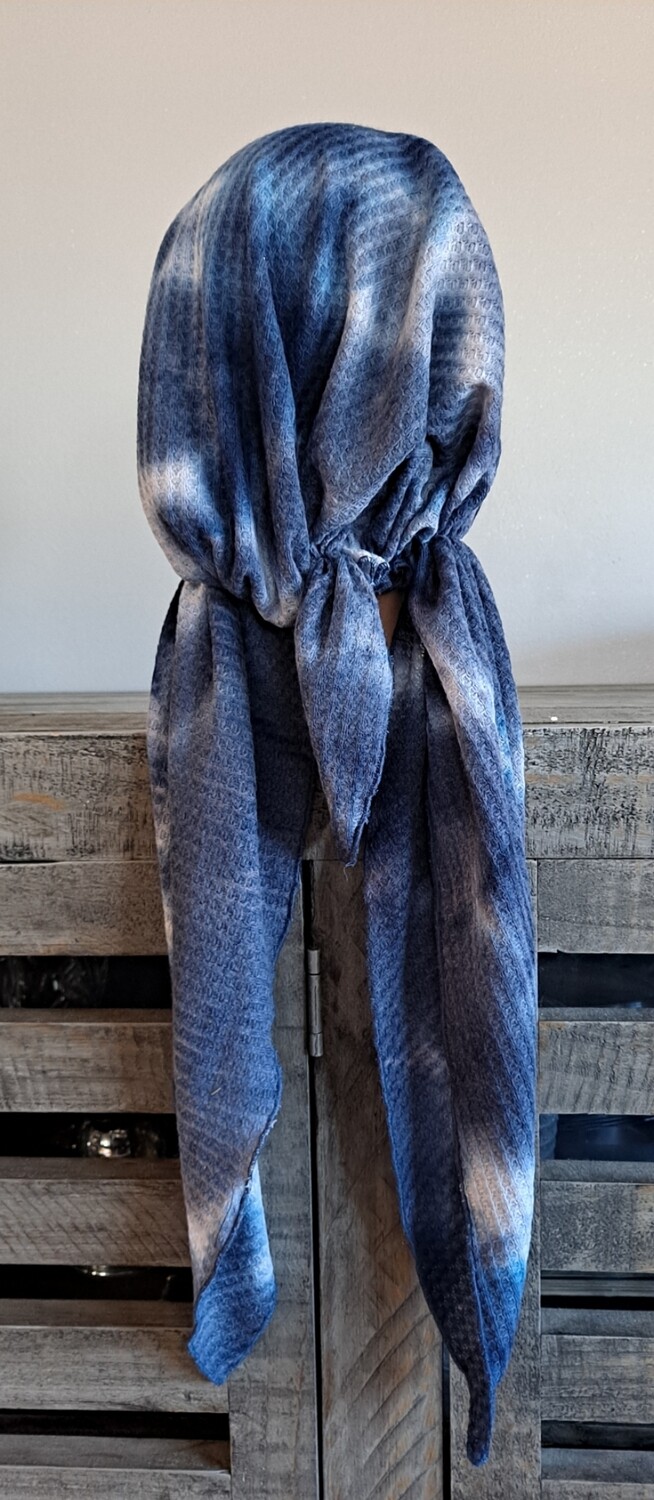 Blue waffled pretied tichel w/band sewn in