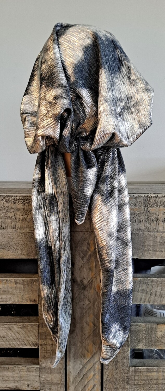Gray and silver metallic pretied tichel