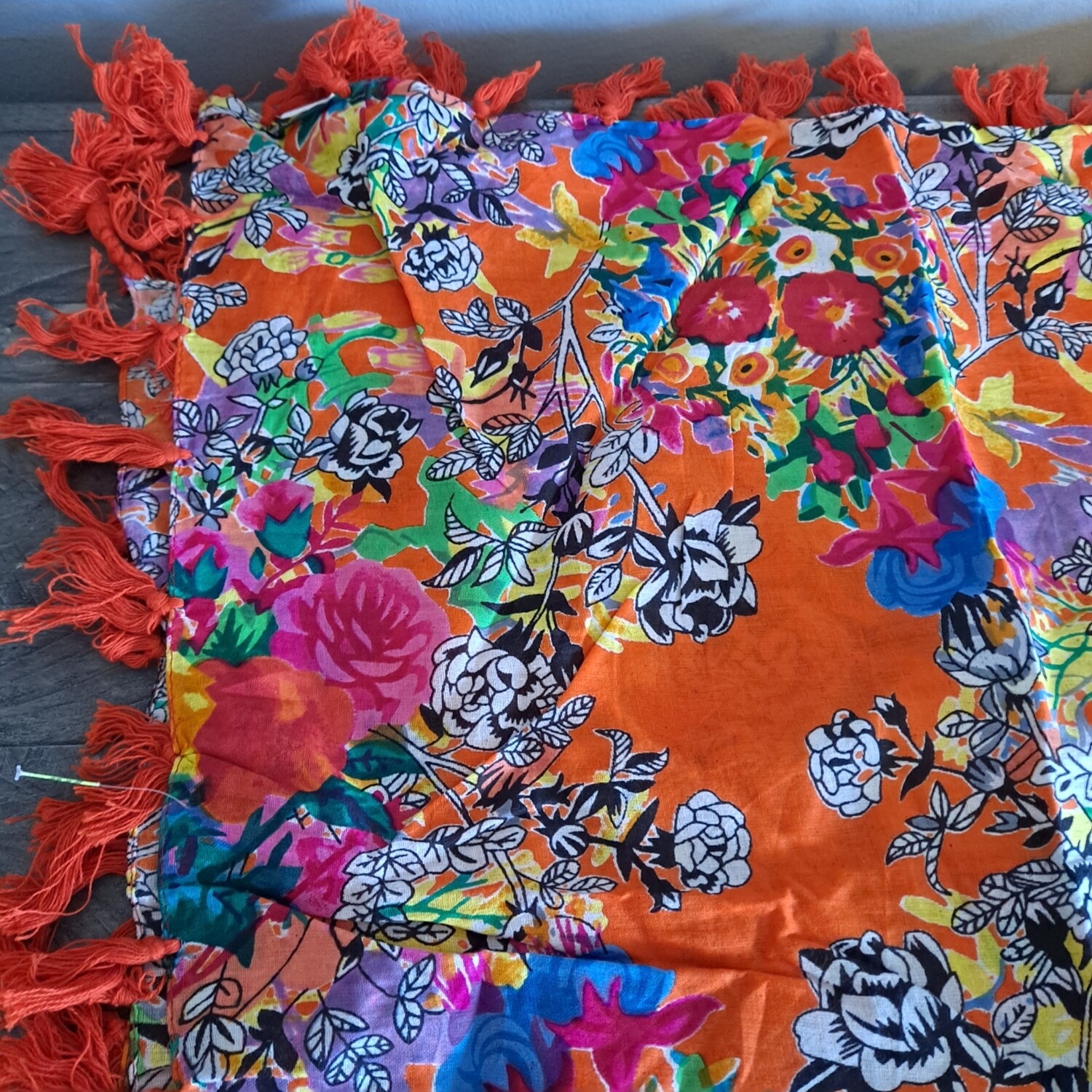 Orange extra fancy tichel