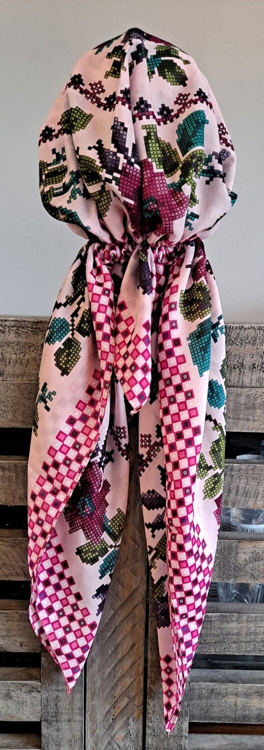 Pretty pink pre-tied  w/band sewn in