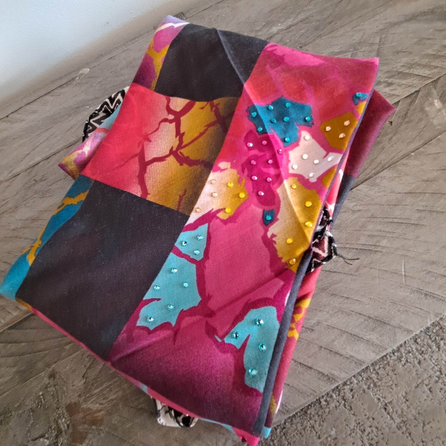 Black hand decorated tichel