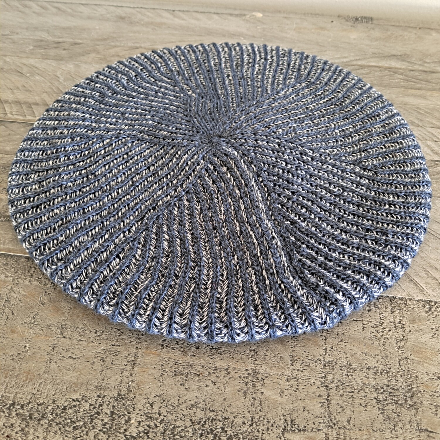 Navy/tan - lined thin ribbed beret/snood