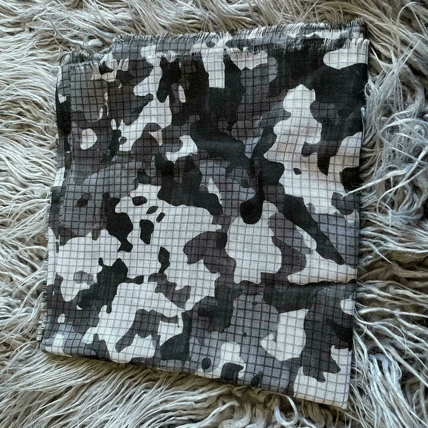 Gray/black patterned - soft fringes tichel