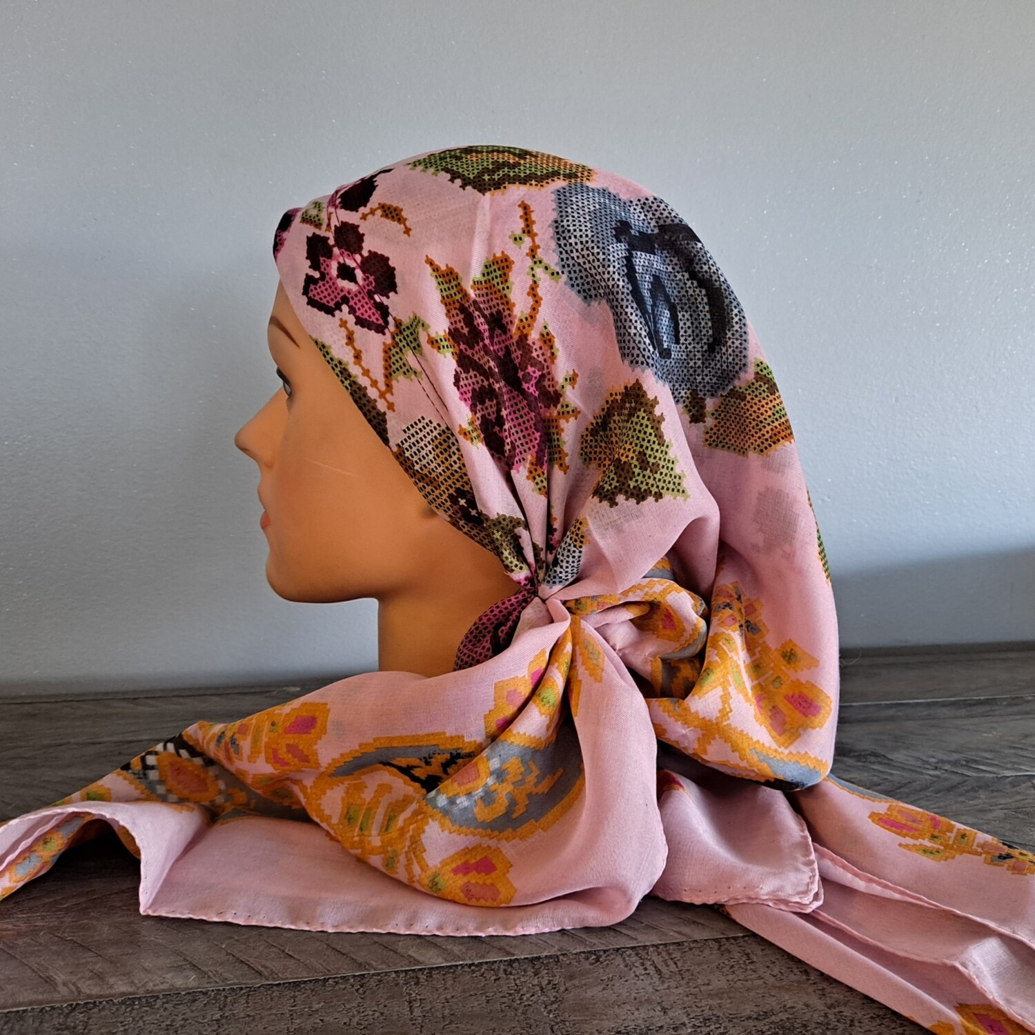 Light pink pretied Turkish Tichel w/band sewn in