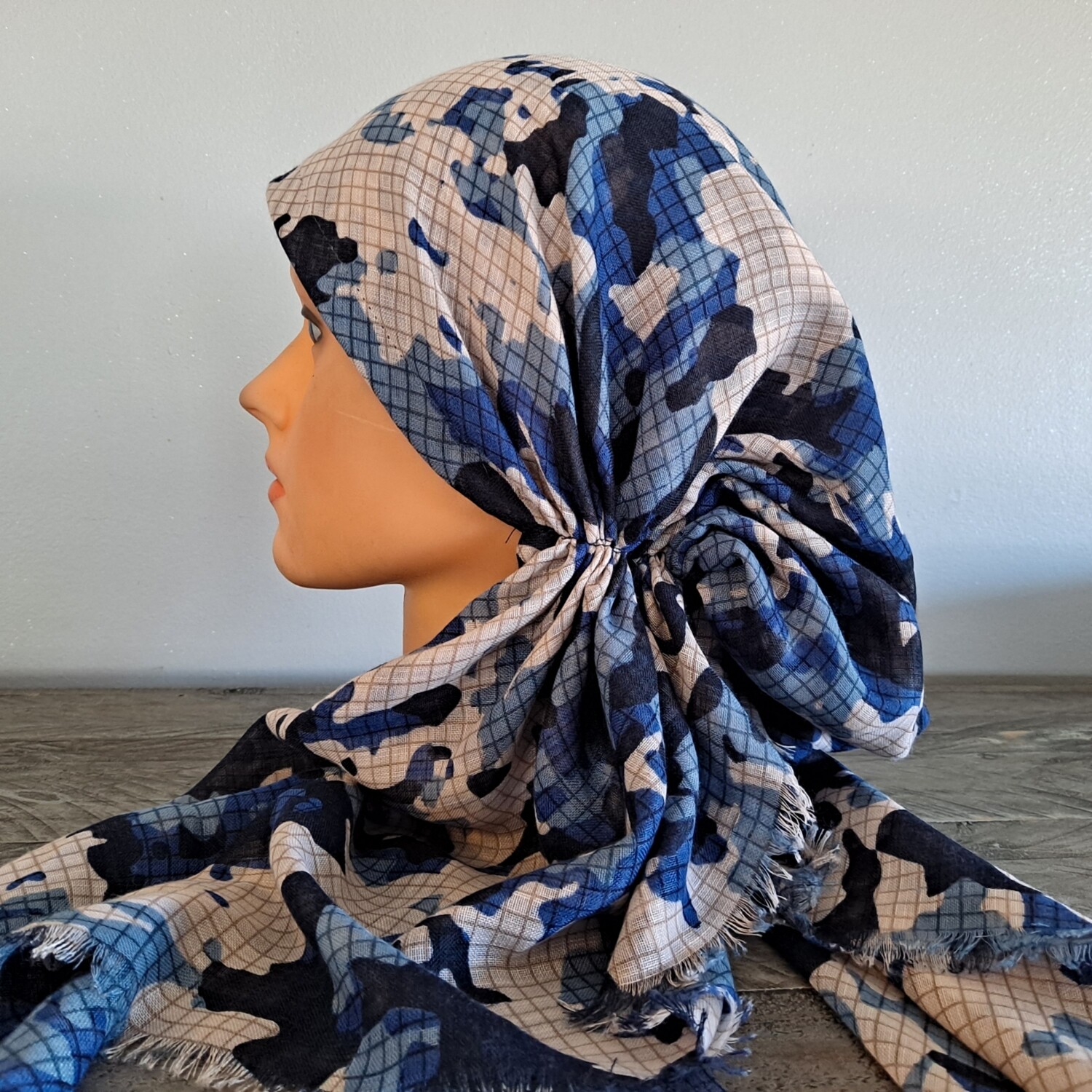 Multi patterned blue soft fringes pretied tichel