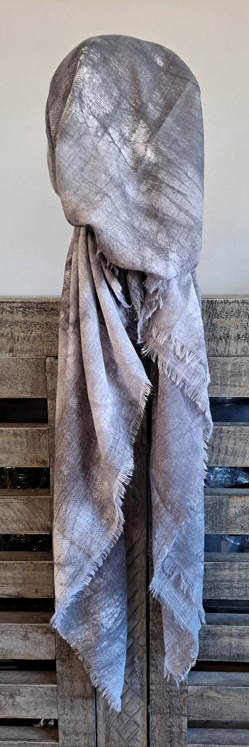 Medium gray tie dyed - soft fringes pretied tichel