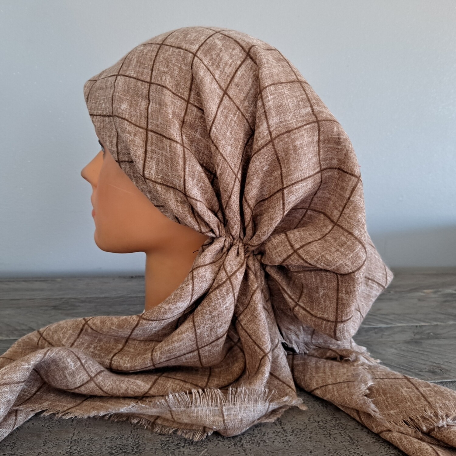 Brown squares pattern soft fringes pretied tichel