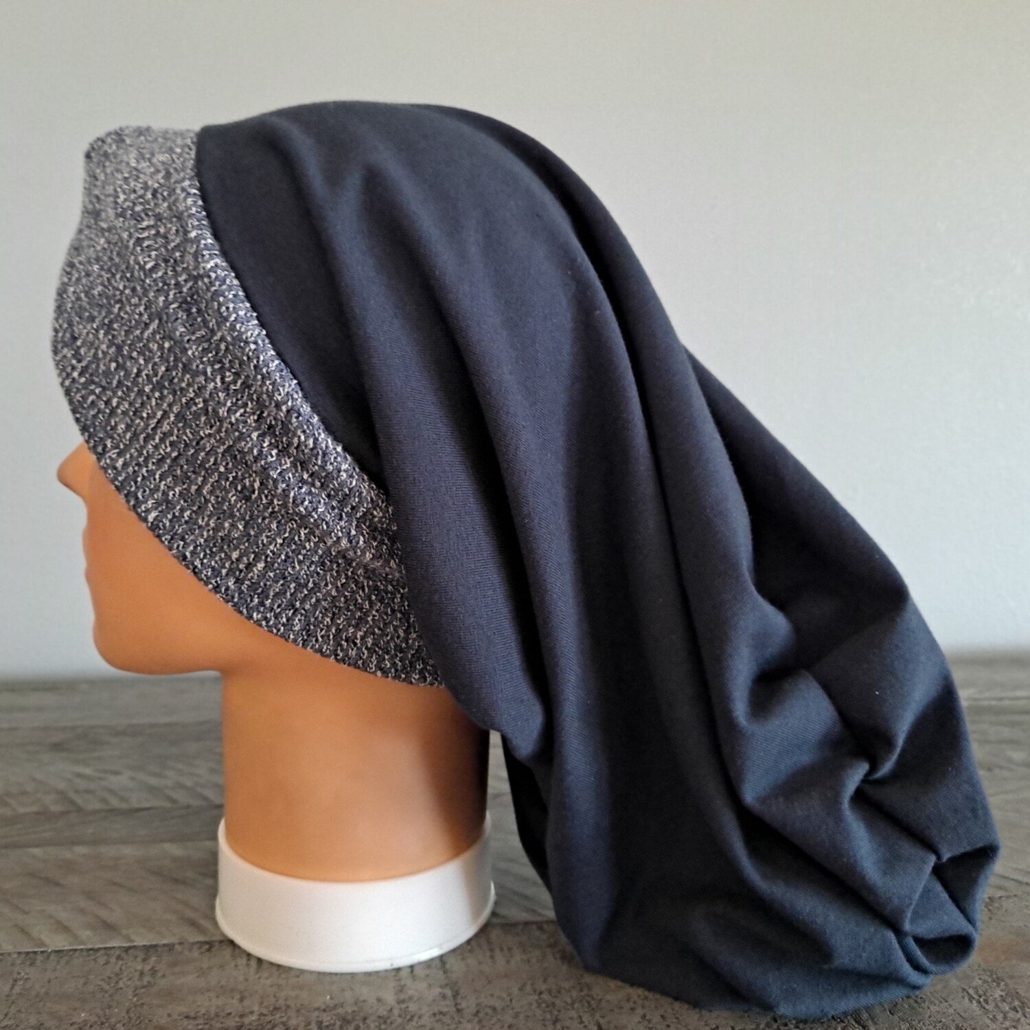 Knot snood Navy - knitted front