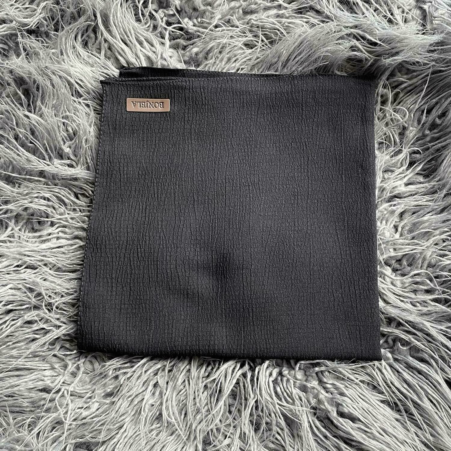Black textured solid tichel