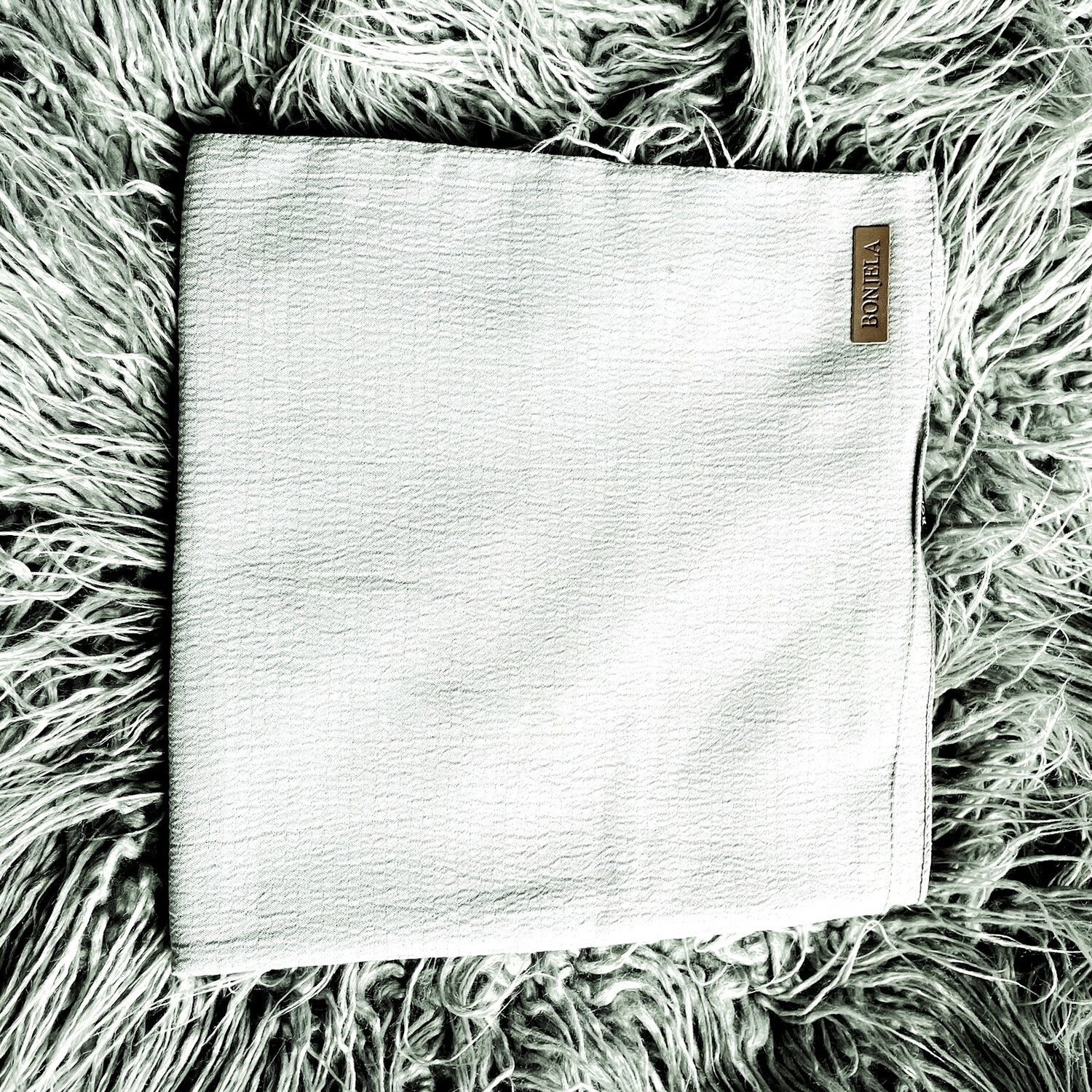 Silver/light gray textured solid tichel
