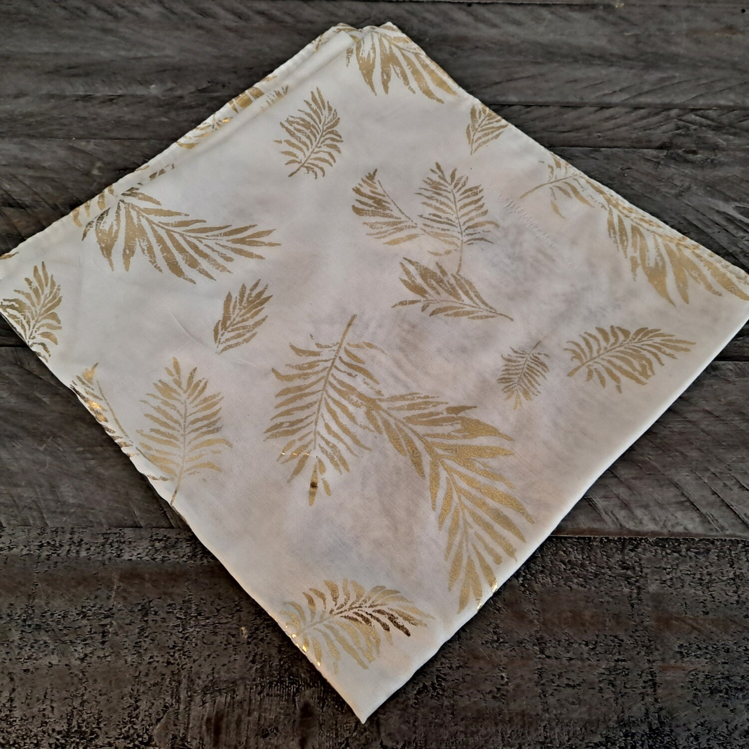 Cream - gold metallic leaves pattern tichel
