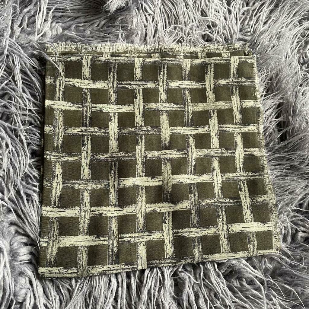 Green crisscross  - Turkish head scarve w/soft fringes