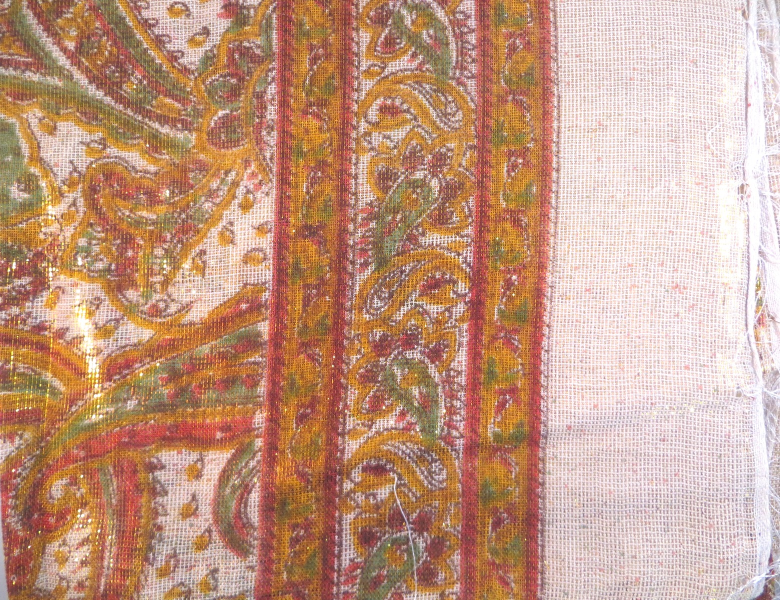 Shimmering tichel off white