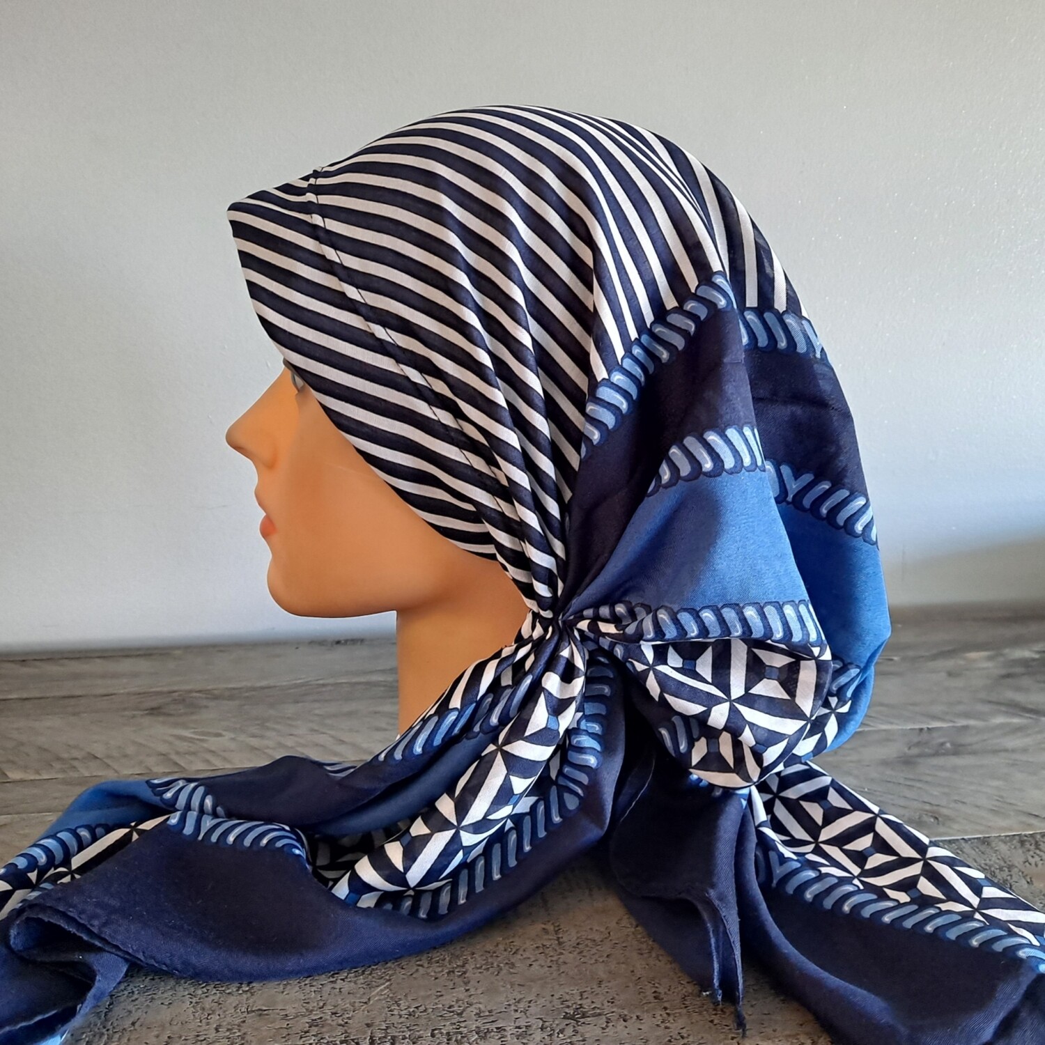 Navy pretied Turkish Tichel w/band sewn in