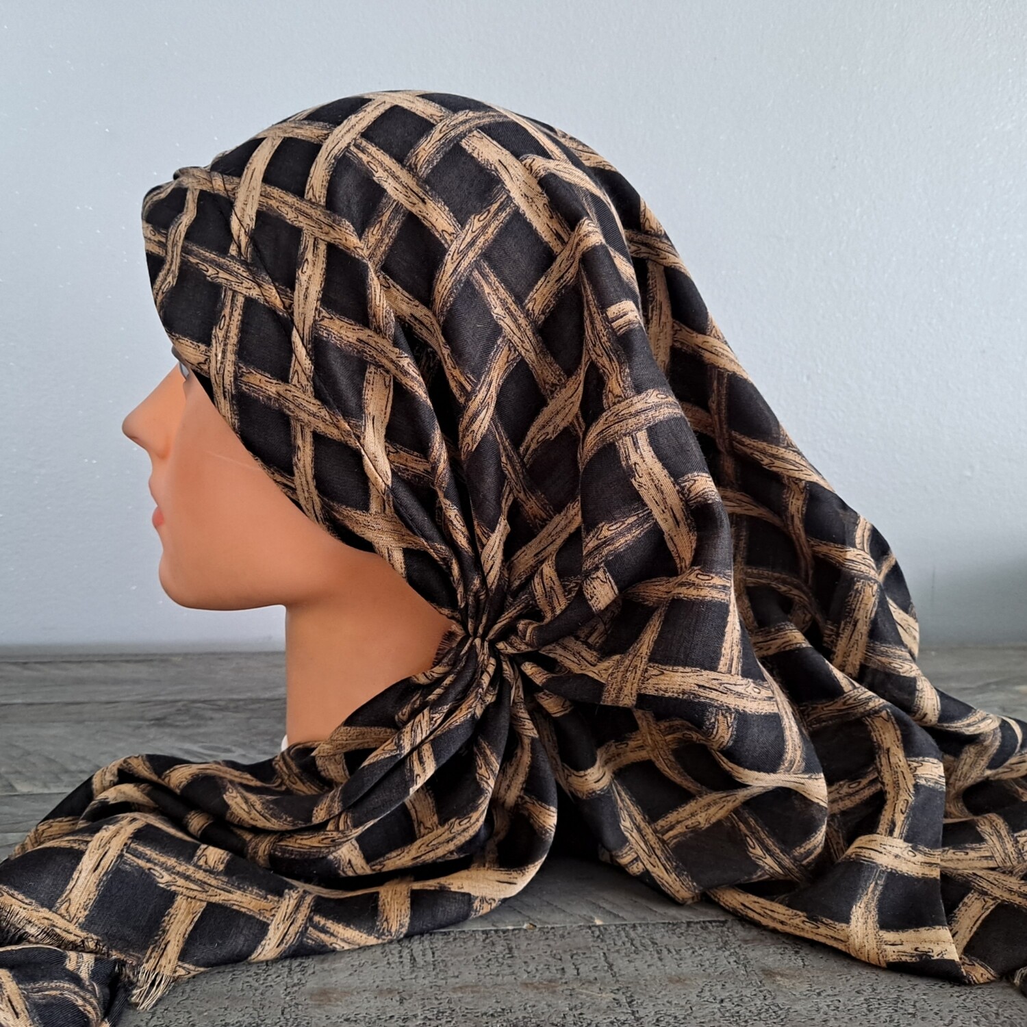 Black criss cross soft fringed - long back pre-tied kerchief w/band sewn in