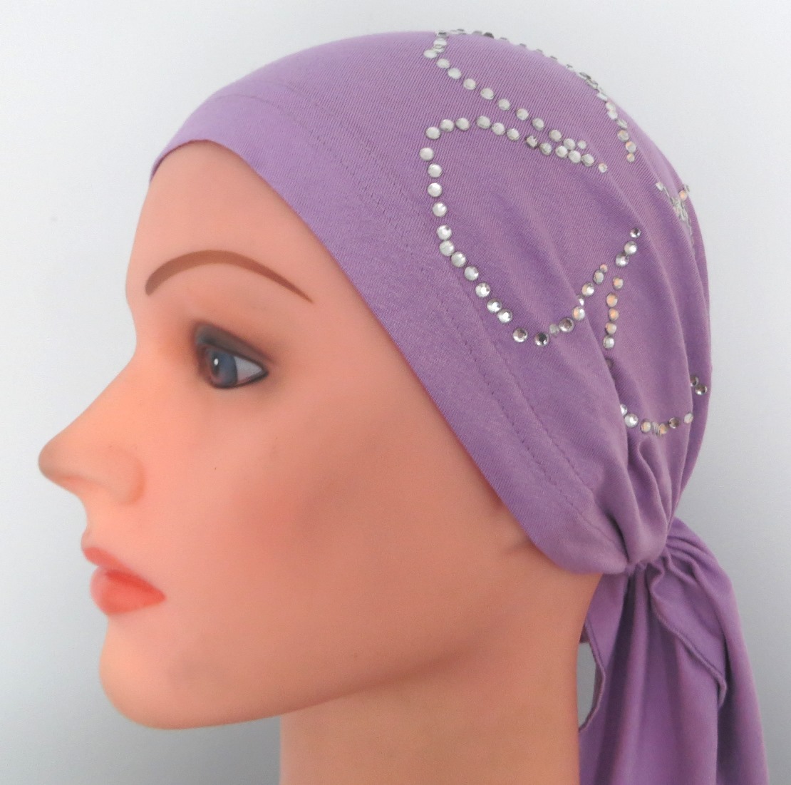 Lavender pre-tied tichel