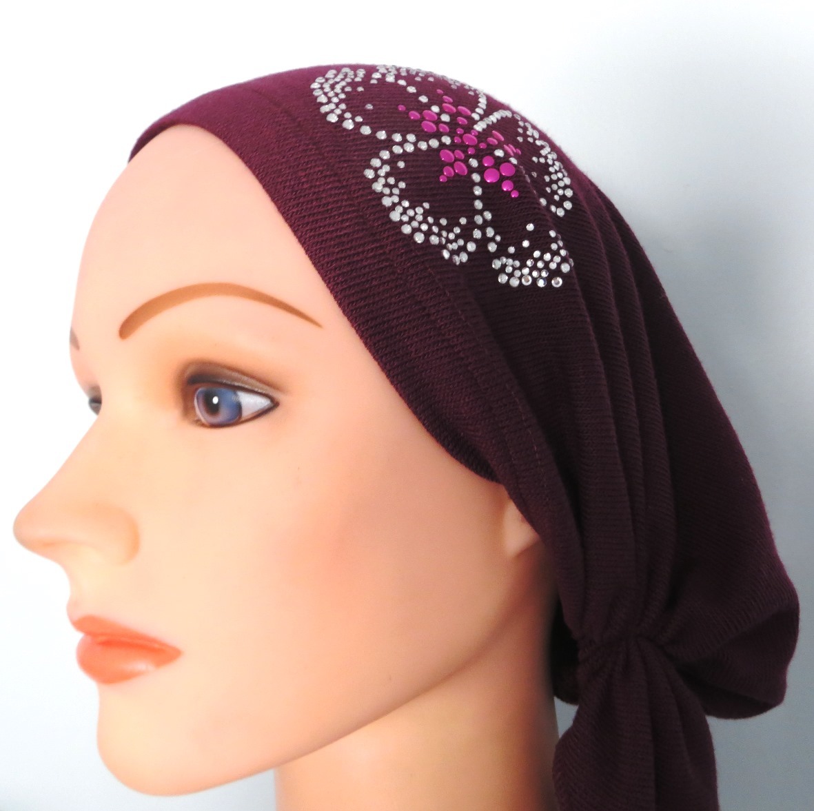 Maroon pre tied tichel with applique