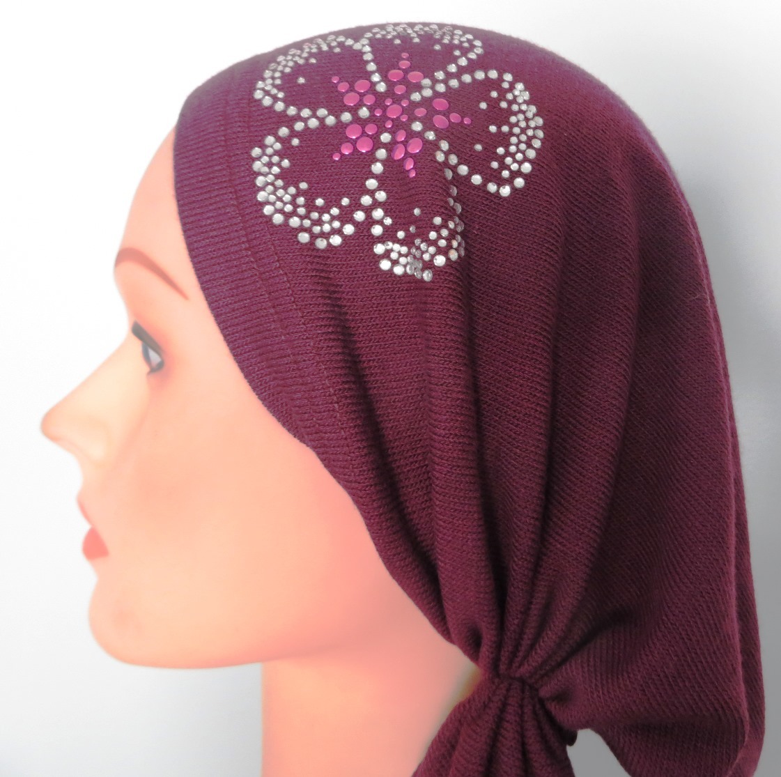Maroon pre tied tichel with applique