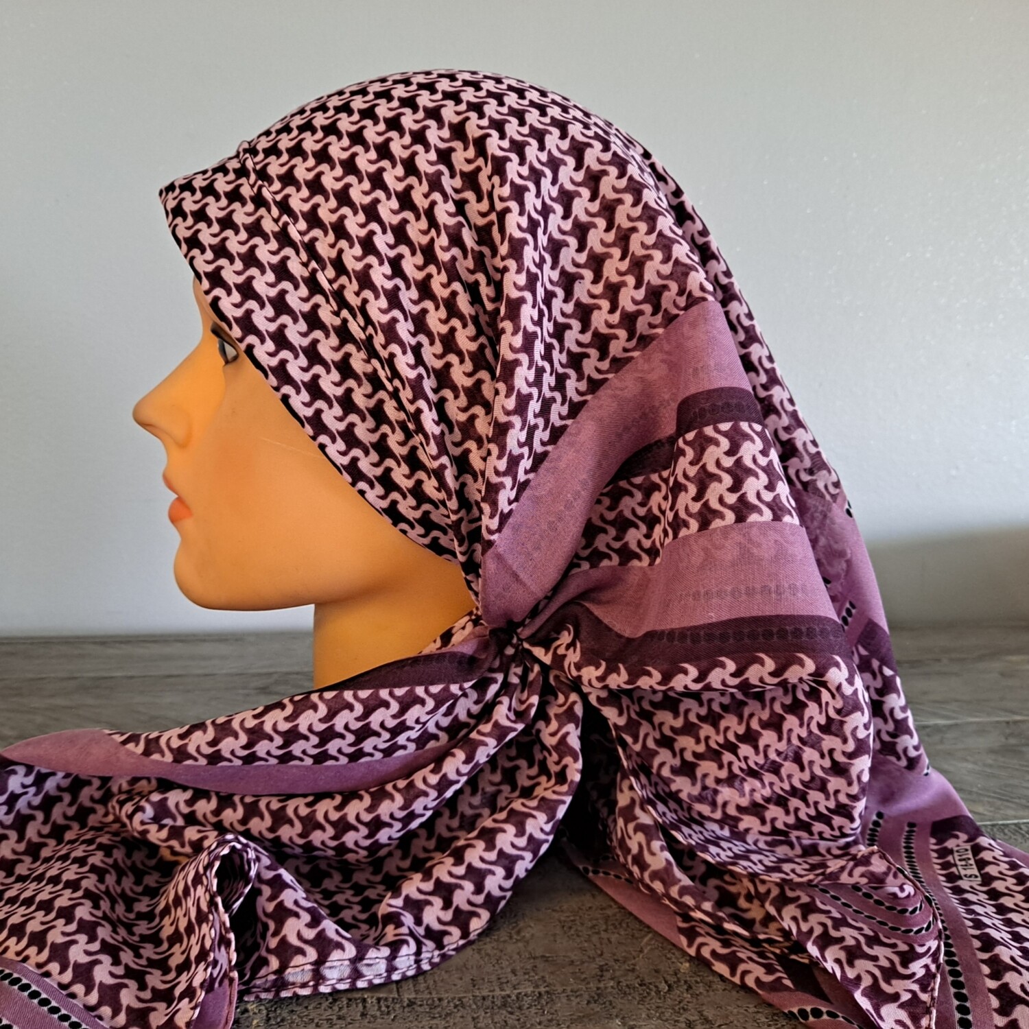 Raspberry long back pre-tied kerchief w/band sewn in