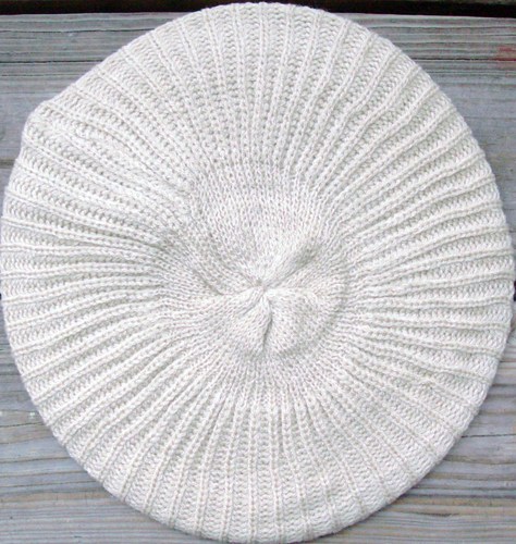 Plain beret beige