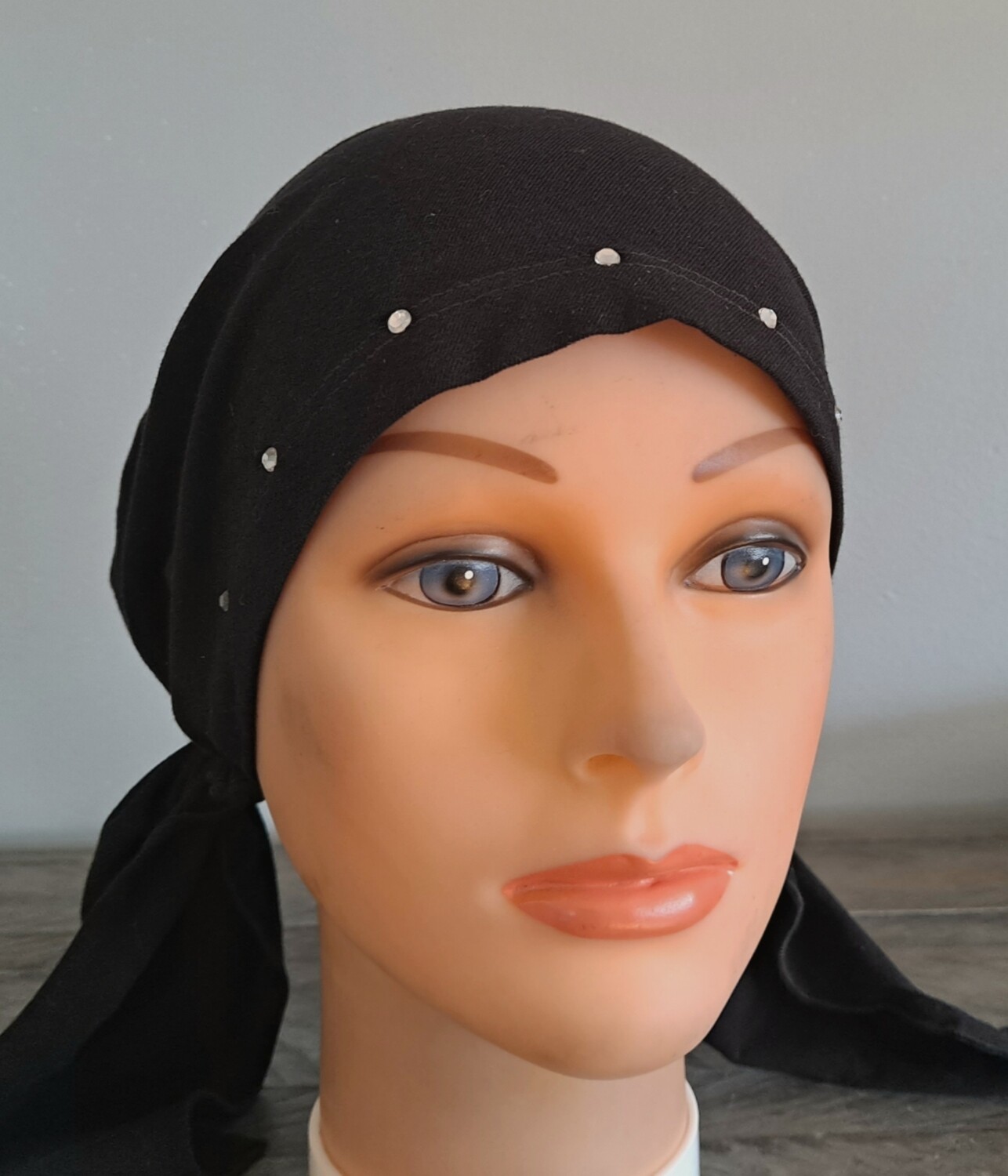 Black pre tied tichel w/small stones