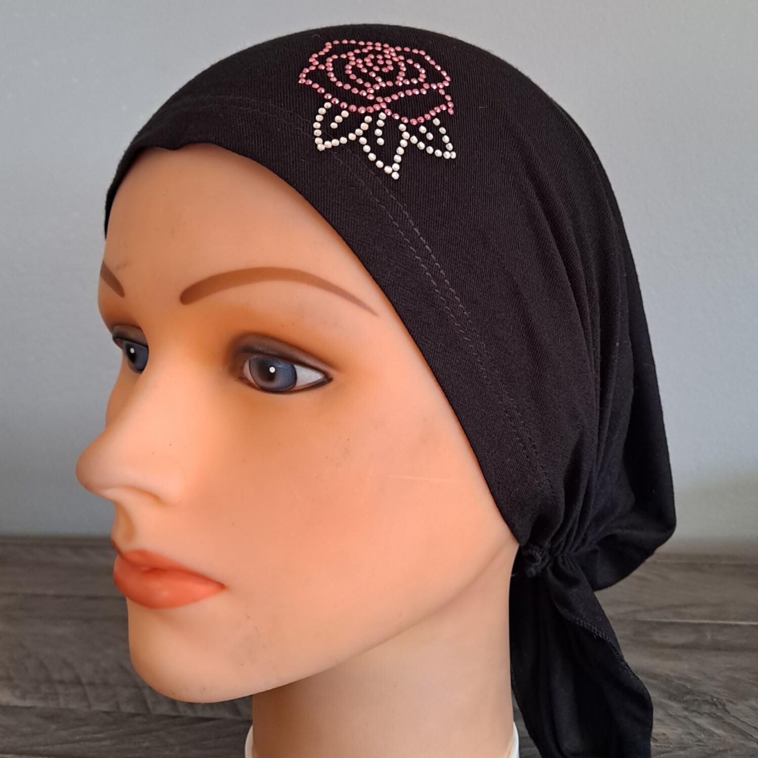 Black paper thin pre tied tichel w/small floral applique