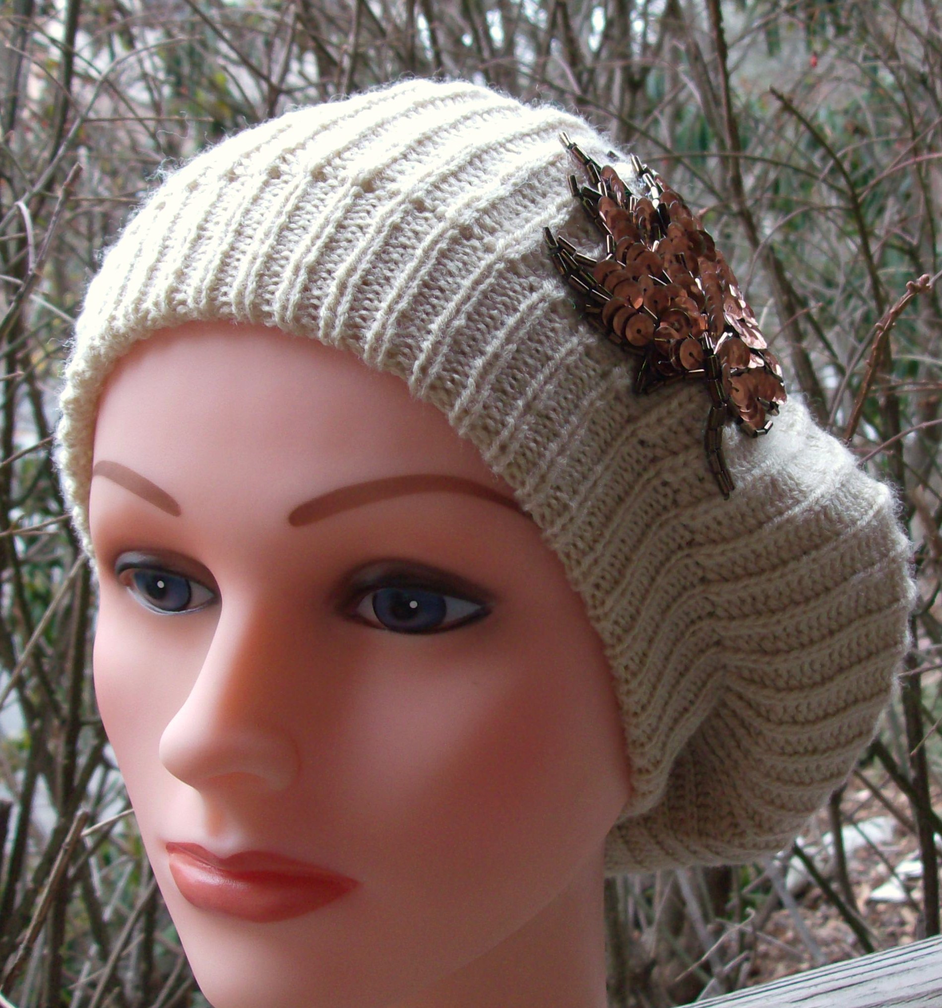 Chic beret beige