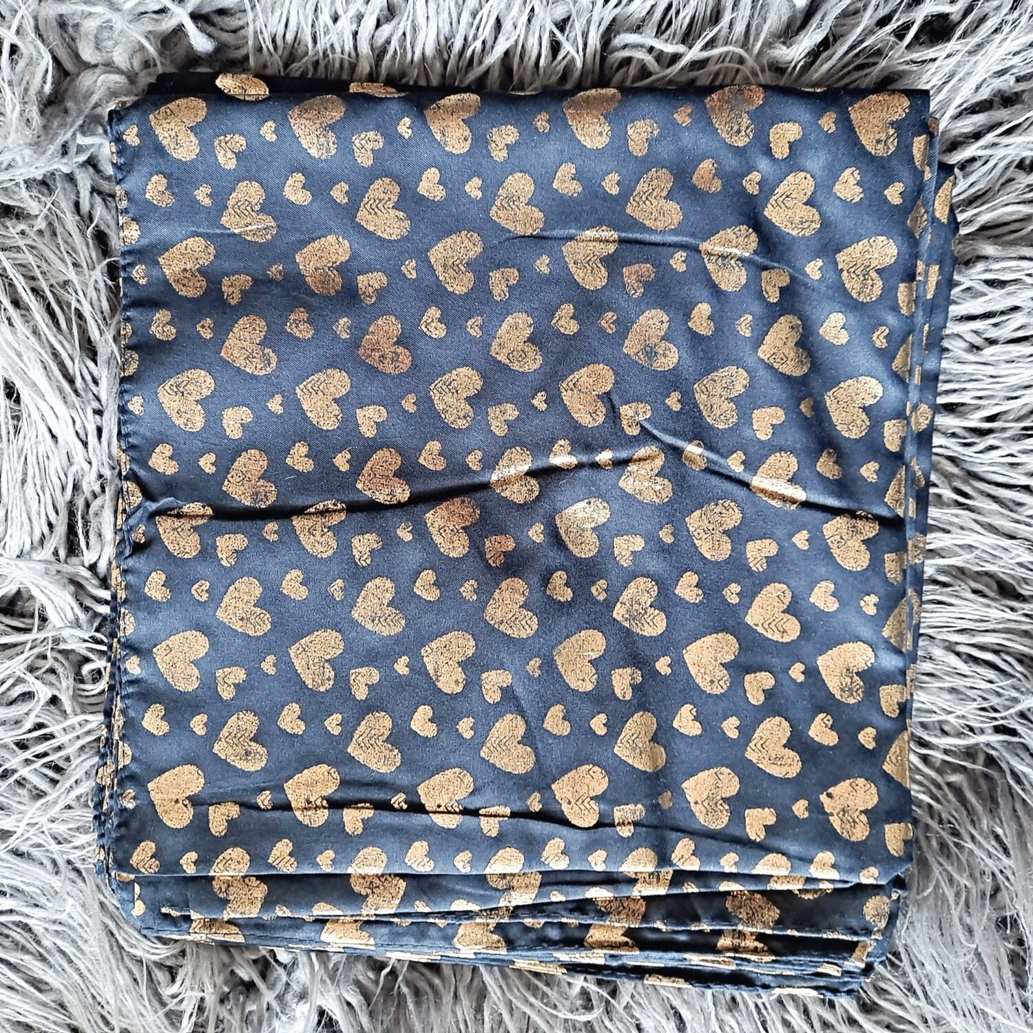 Navy/gold metallic solid hearts tichel