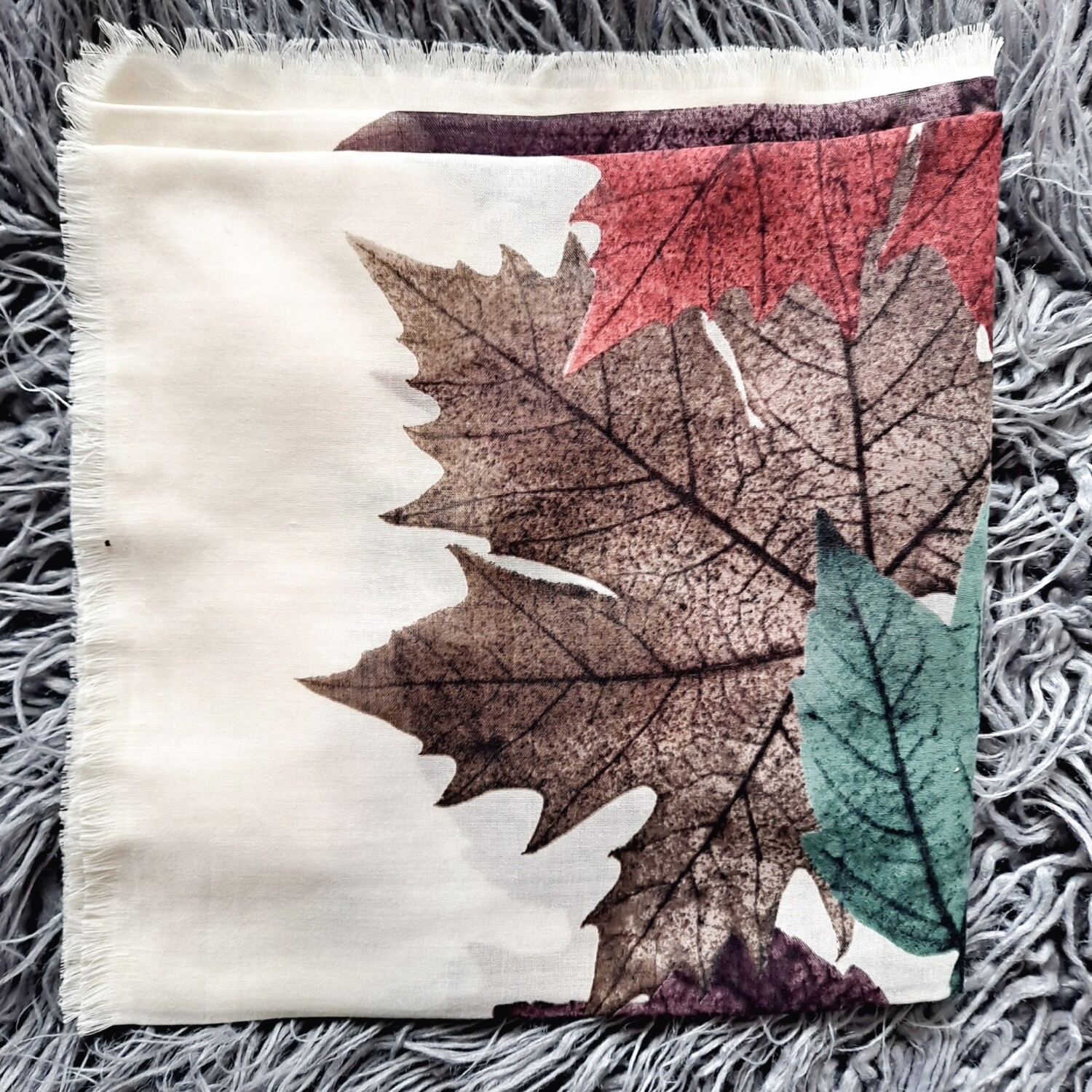 Off white - leaves Turkish head scarve w/soft fringes