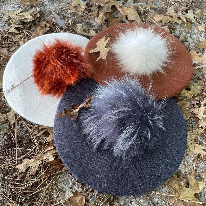 Softest beret with fur