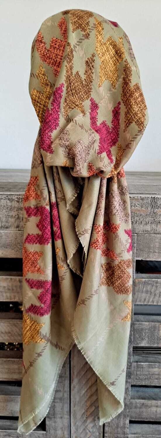 Pickle green houndstooth - soft fringed Turkish pretied tichel