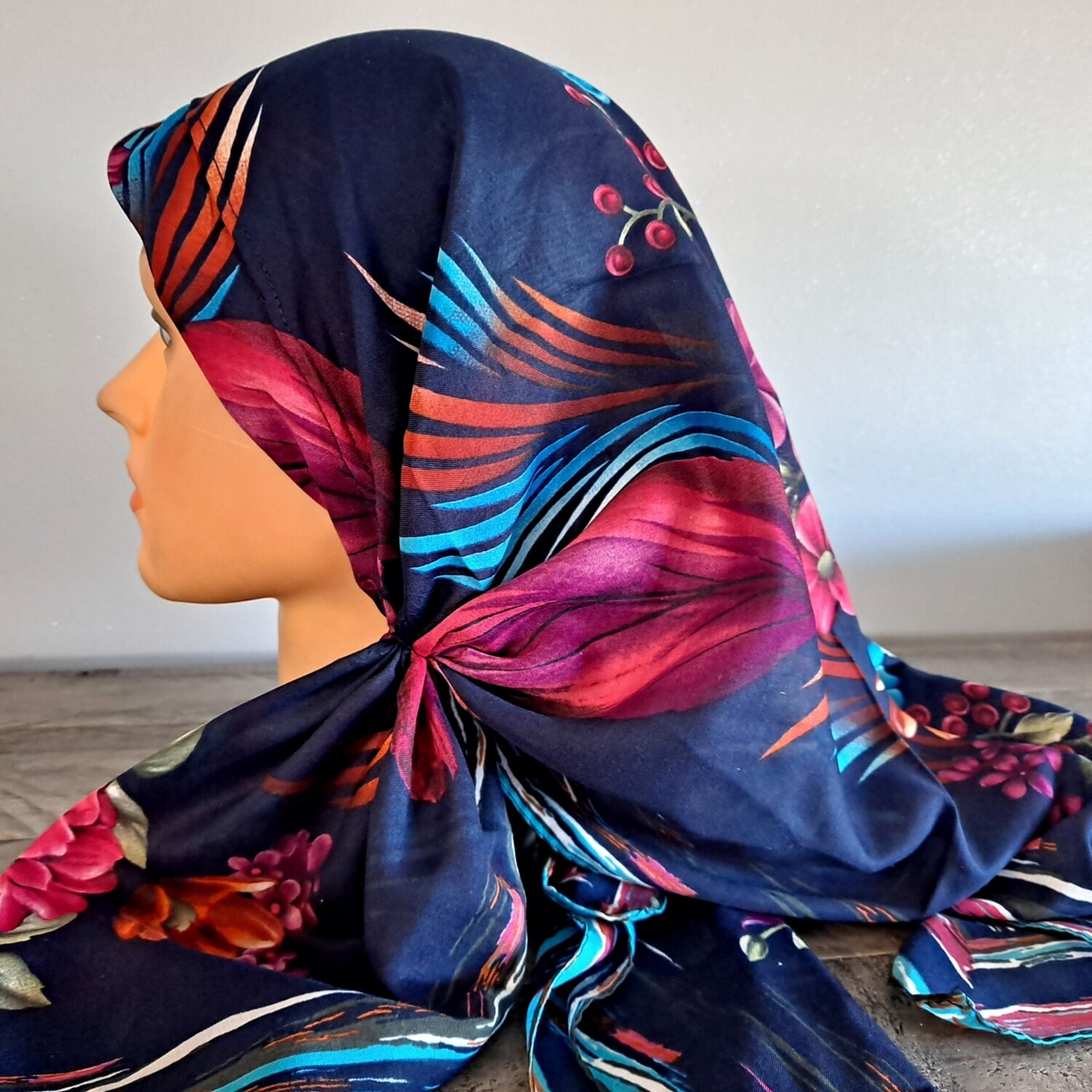 Beautiful Navy long back pre-tied kerchief w/band sewn in