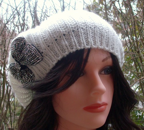 Chic beret white