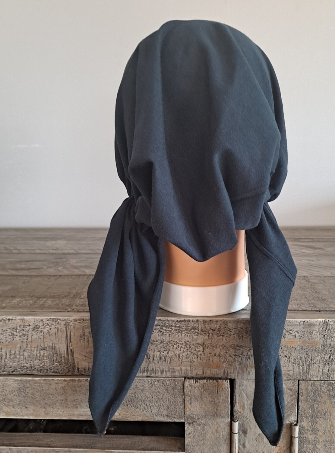 Navy pre tied tichel with applique