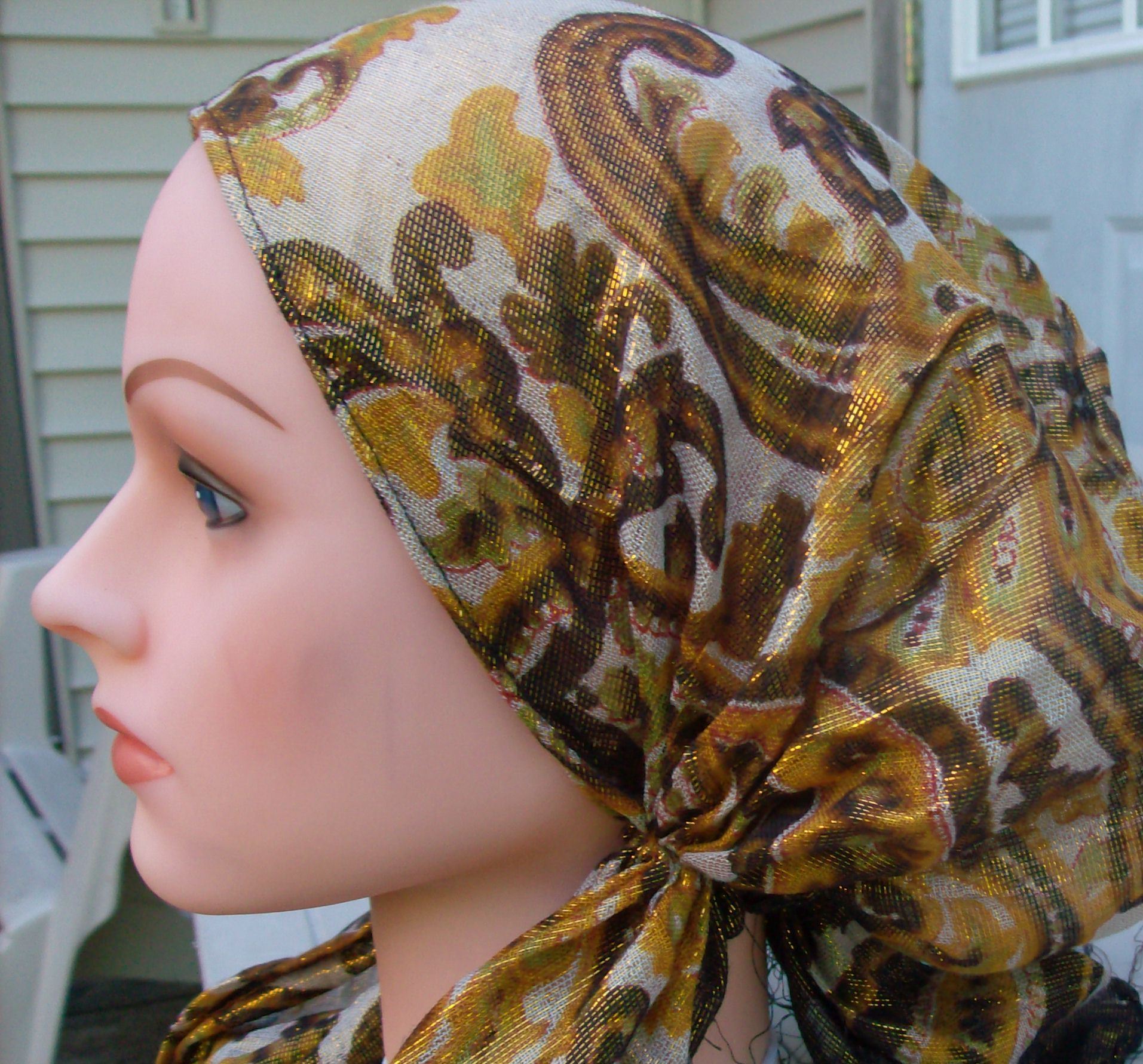 Shimmering pre tied tichel purple