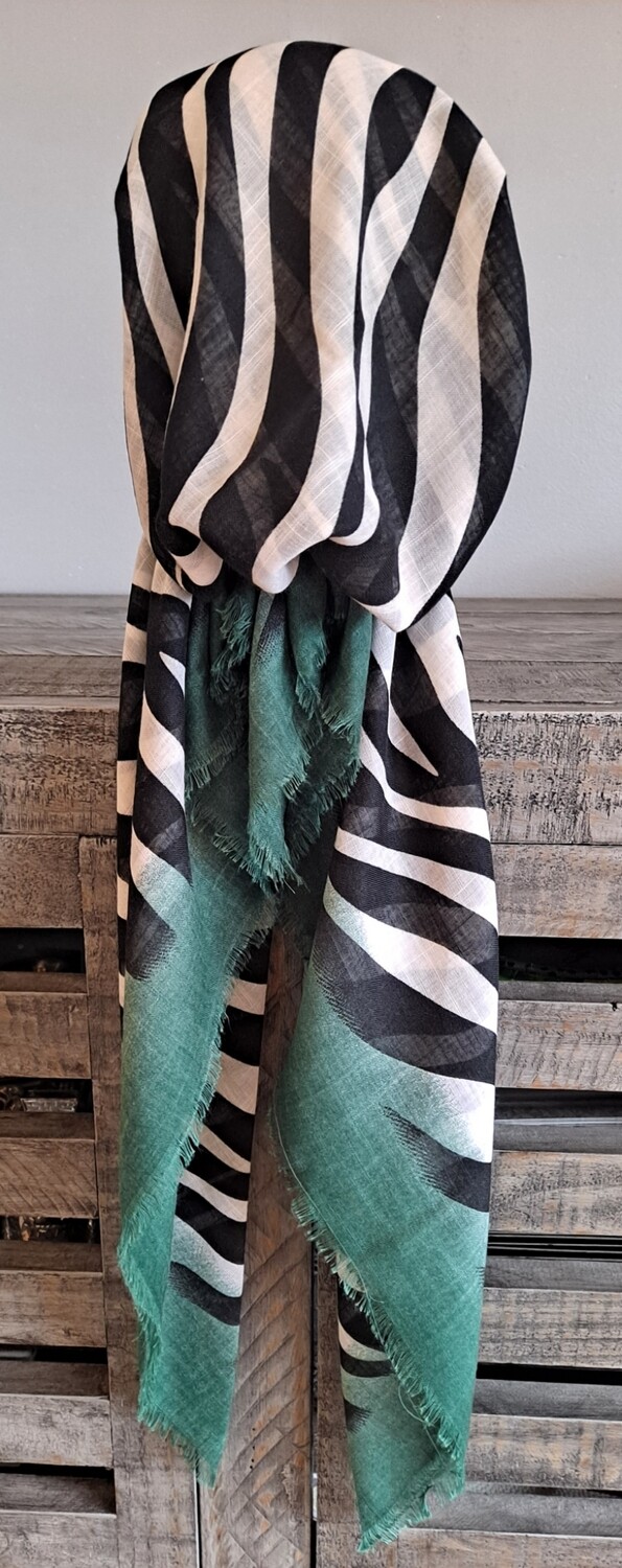 Deep green stripy  - soft fringes pretied tichel