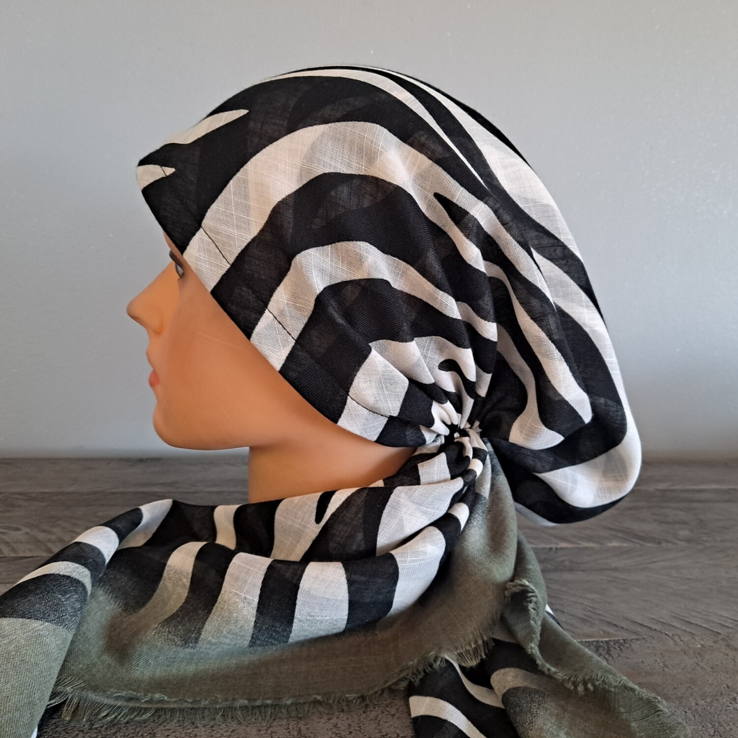 Olive stripy  - soft fringes pretied tichel w/band sewn in (BBS)