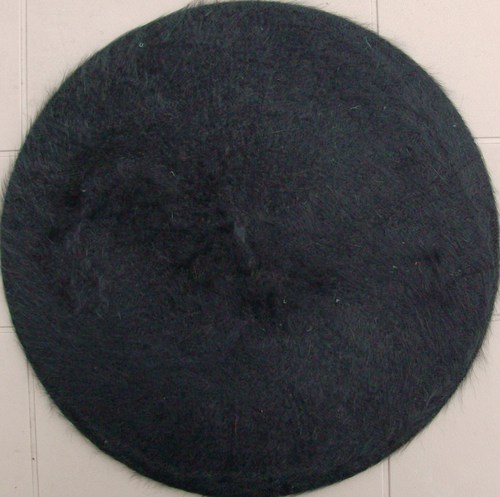Fur beret black