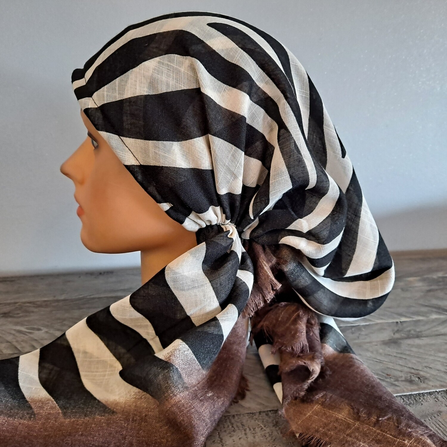Brown stripy  - soft fringes pretied tichel w/band sewn in (BBS)