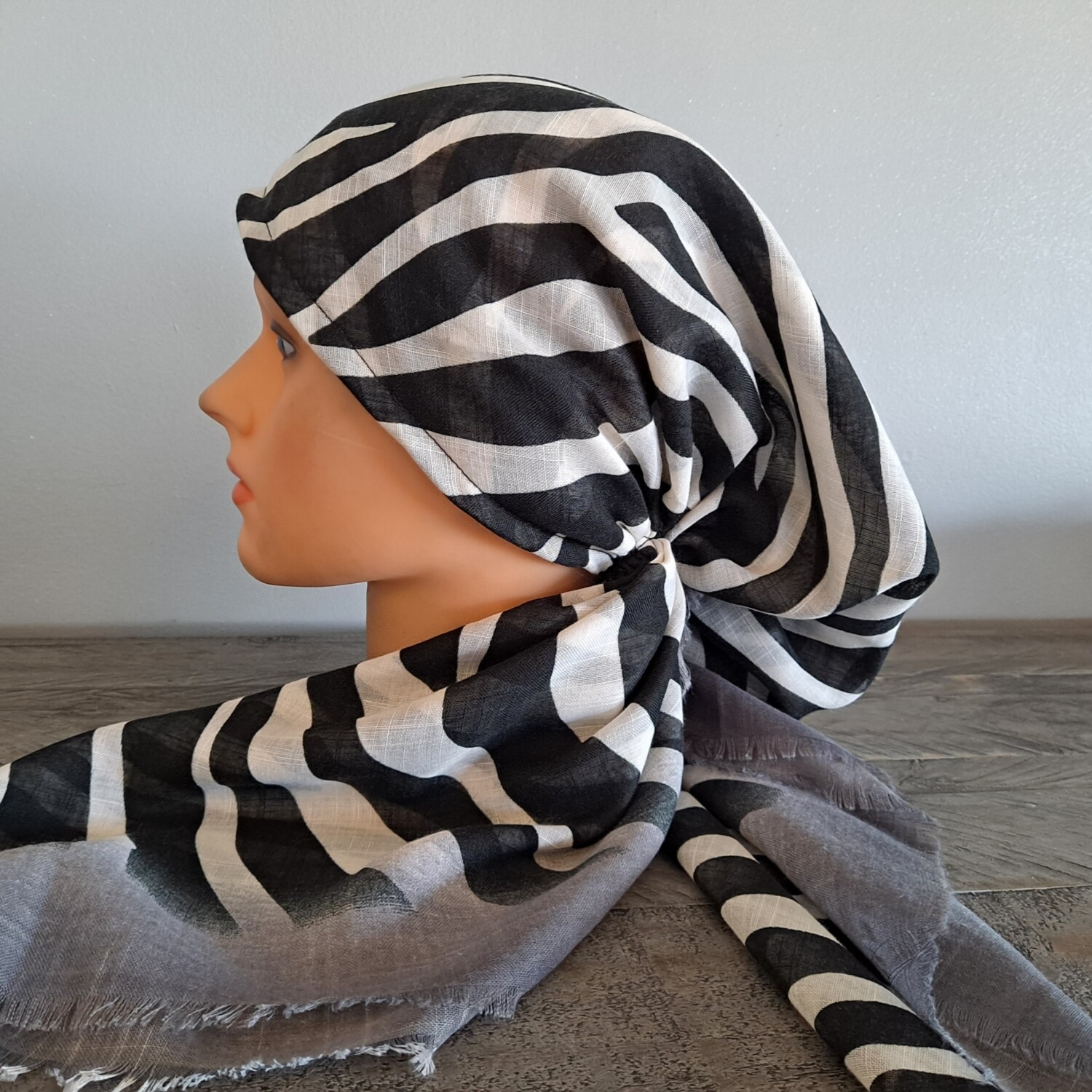 Gray stripy  - soft fringes pretied tichel w/band sewn in  (BBS)