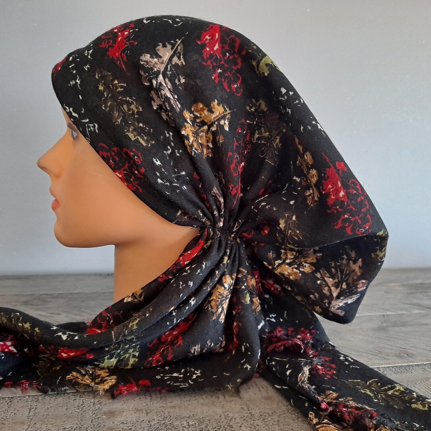 Black/red pretty leaves  - soft fringes pretied tichel w/band sewn in (BBS)