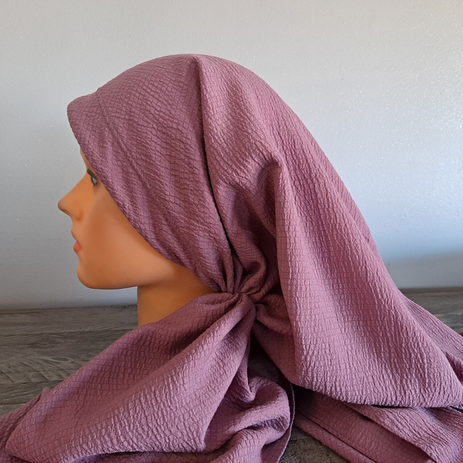 Solid deep mauve - long back pre-tied kerchief w/band sewn in