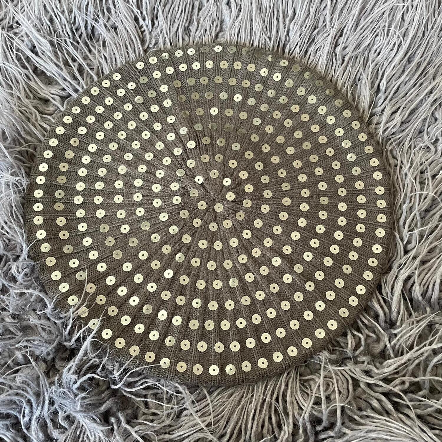 Gray lined - flat sequins - snood/beret