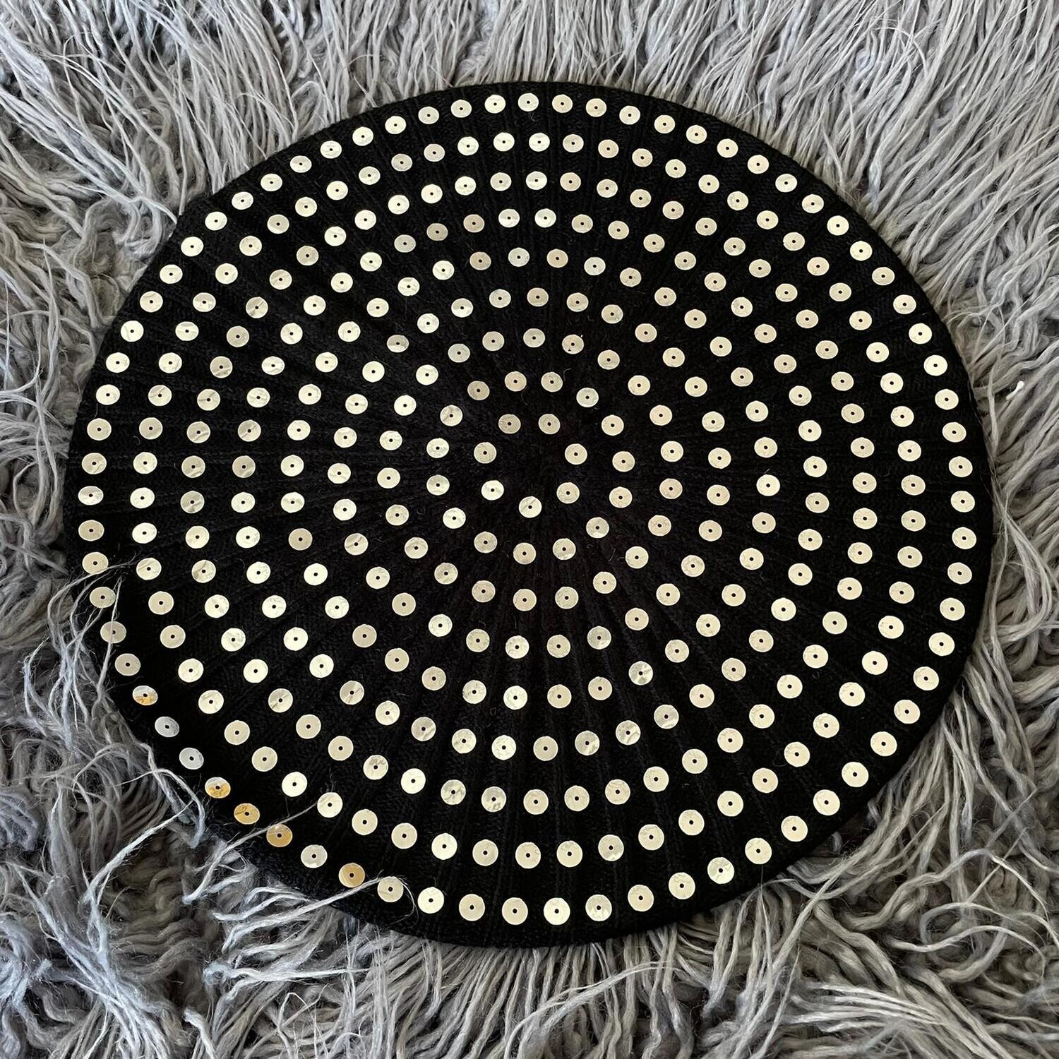Black/silver lined - flat sequins - snood/beret