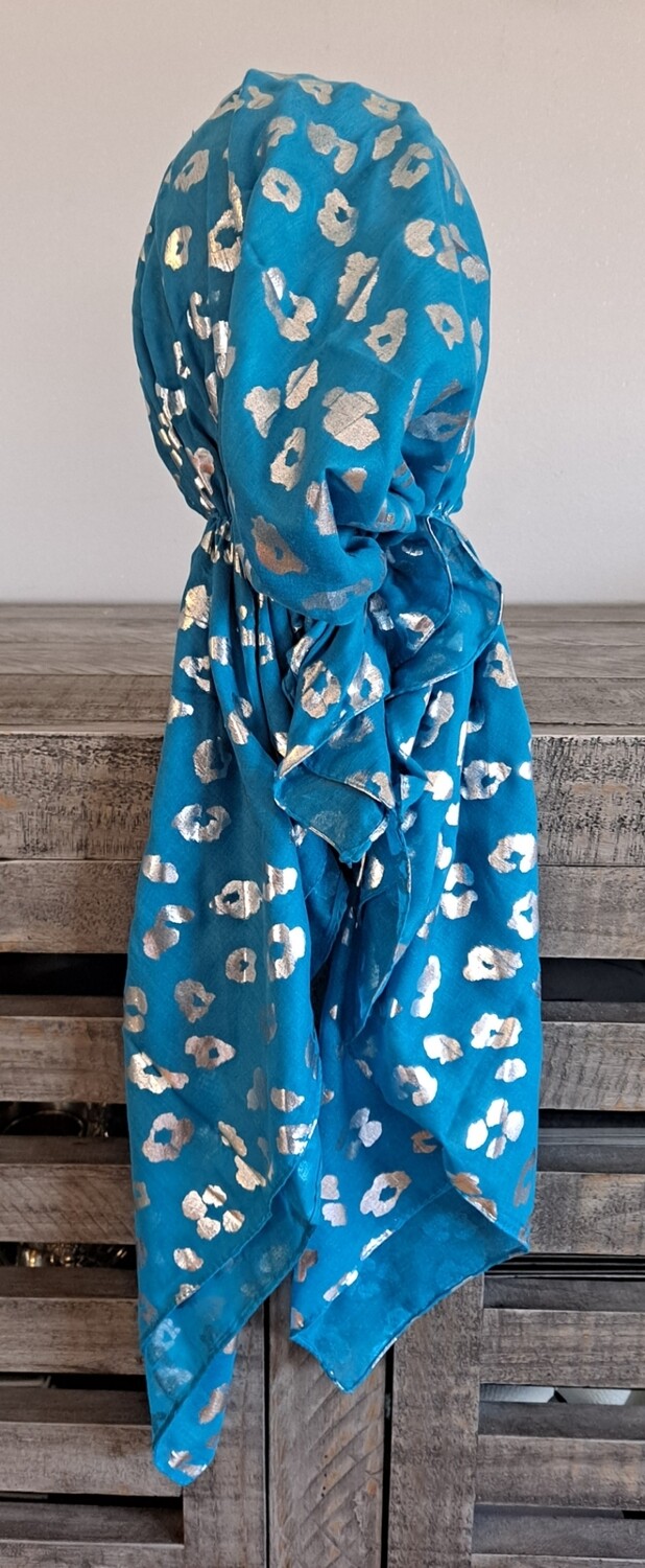 Turquoise/silver -leopard pattern pre-tied tichel w/band sewn in (BBS)