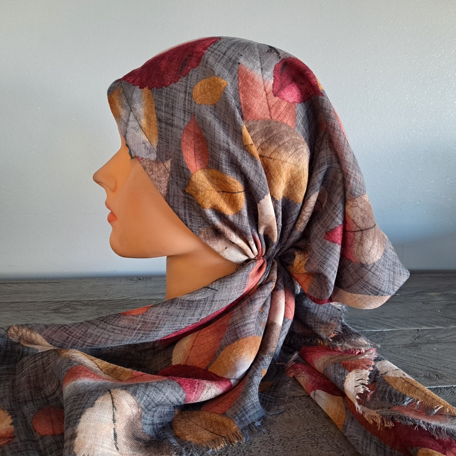 Gray/colorful leaves patterned - soft fringes pretied tichel